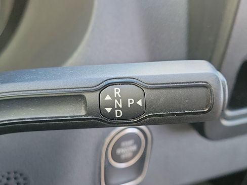 Used 2023 Mercedes-Benz Sprinter 144 Cargo image 19