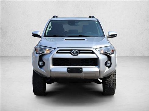 Used 2020 Toyota 4Runner TRD Off-Road Premium w/ Moonroof Package AWD/4WD image 2