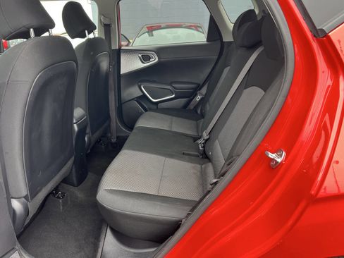 Used 2022 Kia Soul LX w/ Technology Package image 8
