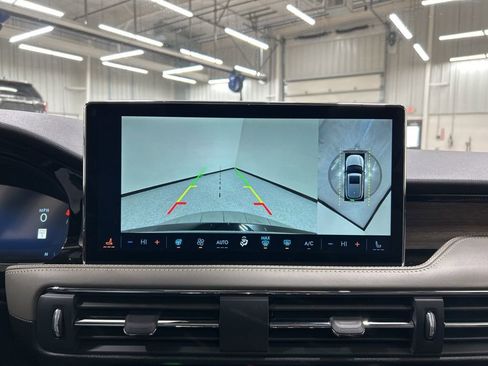 New 2026 Lincoln Corsair Reserve image 19