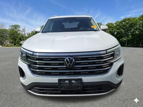 Used 2024 Volkswagen Atlas SEL AWD/4WD image 4