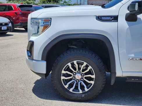 Used 2021 GMC Sierra 1500 AT4 w/ AT4 Preferred Package AWD/4WD image 8