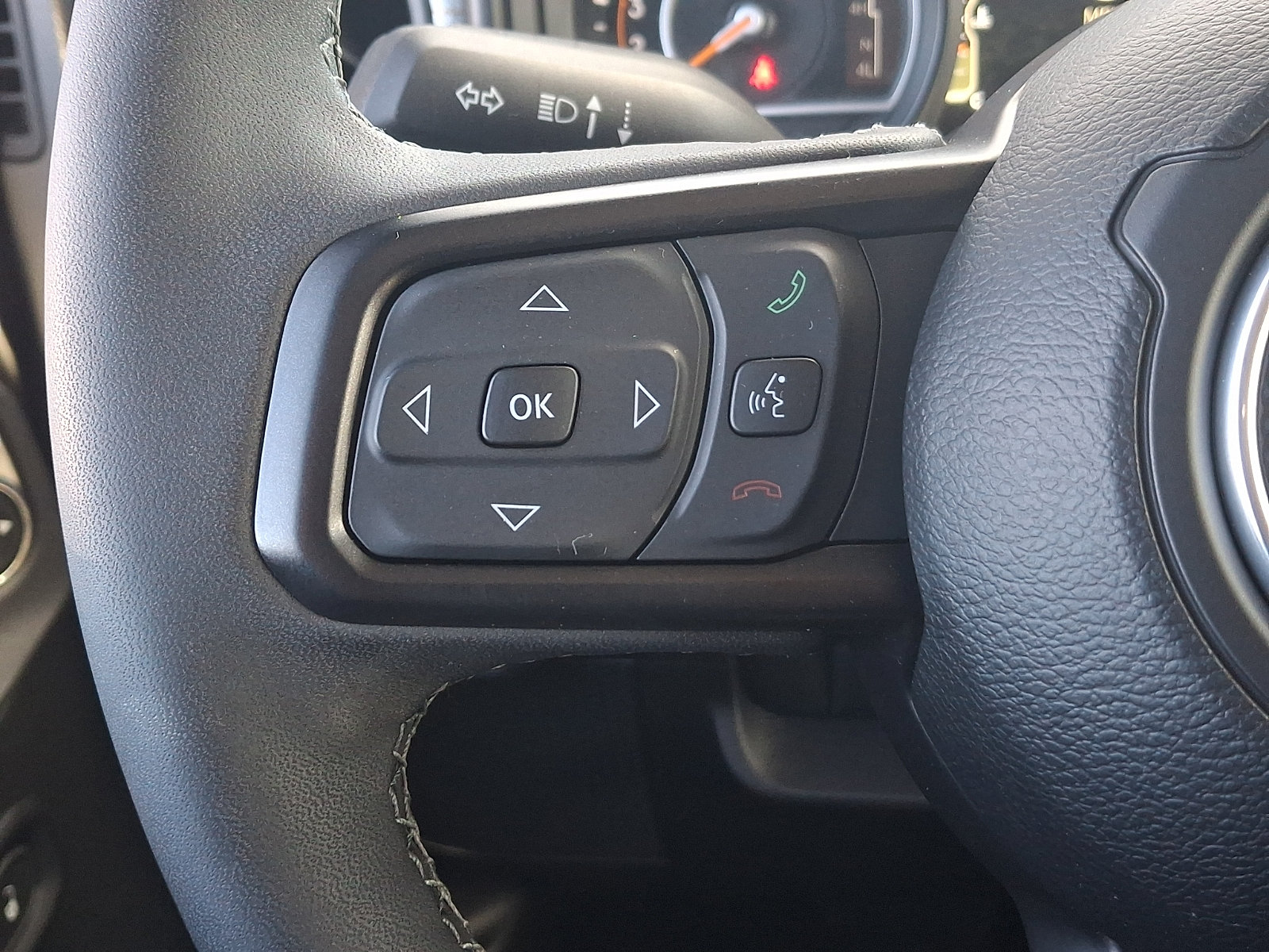 Used 2025 Jeep Gladiator Sport AWD/4WD image 20