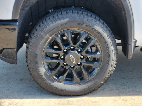 New 2026 Chevrolet Silverado 2500 LT w/ Trail Boss Package image 18