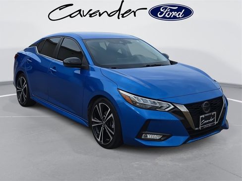 Used 2020 Nissan Sentra SR w/ Lighting Package image 3