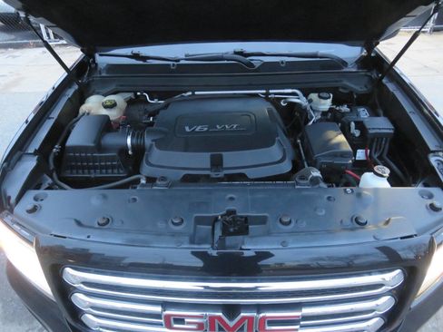 Used 2016 GMC Canyon SLE w/ All Terrain Package image 37