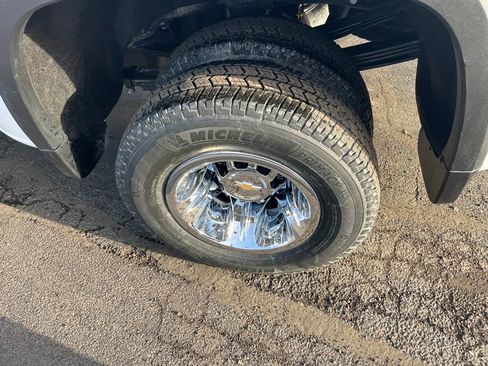 New 2026 Chevrolet Silverado 3500 W/T image 34