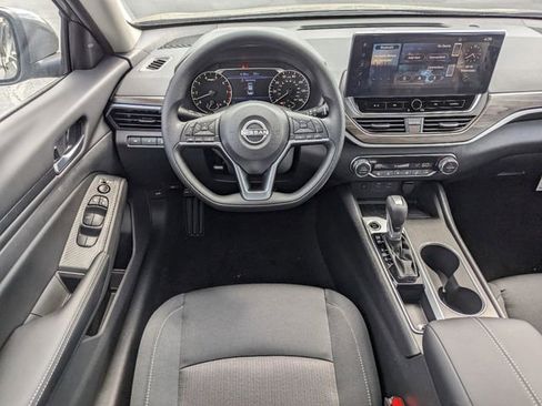 New 2025 Nissan Altima 2.5 SV w/ SV Special Edition Package image 15
