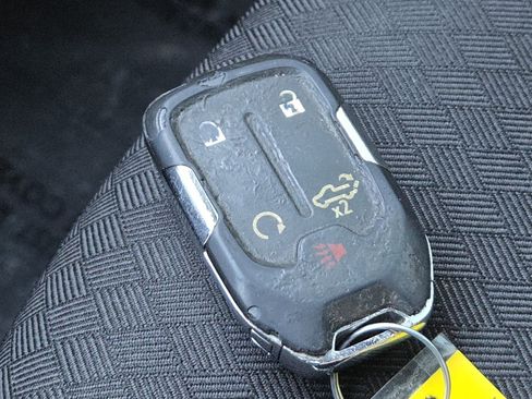 Used 2021 Chevrolet Silverado 1500 LT image 33