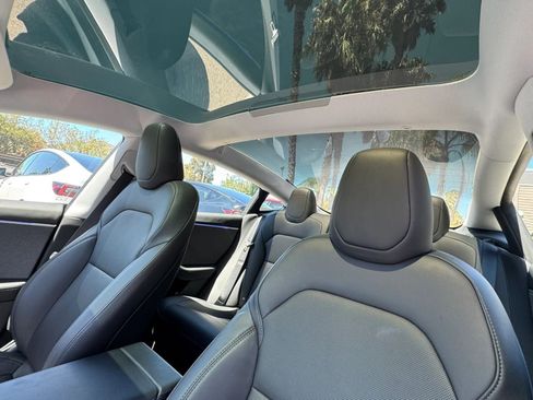 Used 2024 Tesla Model 3 Standard Range RWD image 19