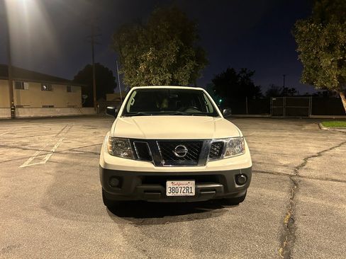 Used 2014 Nissan Frontier S image 8