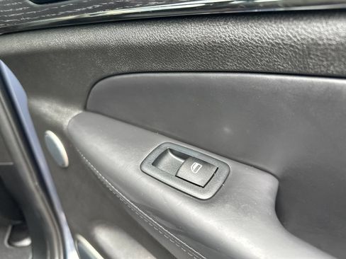 Used 2021 Jeep Grand Cherokee High Altitude AWD/4WD image 34