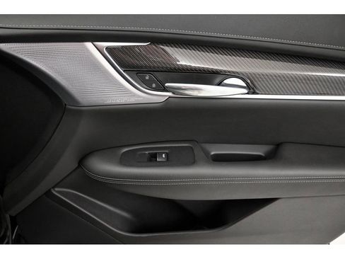 Certified 2023 Cadillac XT6 Premium Luxury AWD/4WD image 19