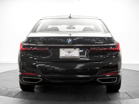 Used 2020 BMW 740i xDrive AWD/4WD image 6