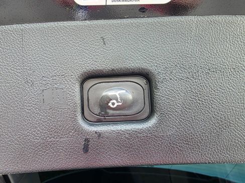 Used 2019 Lincoln Nautilus Reserve image 45