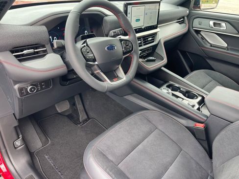 New 2026 Ford Explorer ST w/ Sun And Sound Package image 6