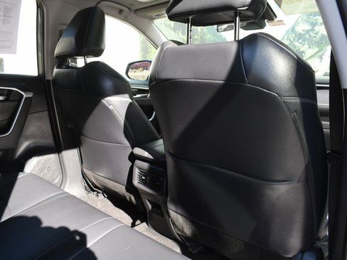 Certified 2023 Toyota RAV4 XLE Premium image 28