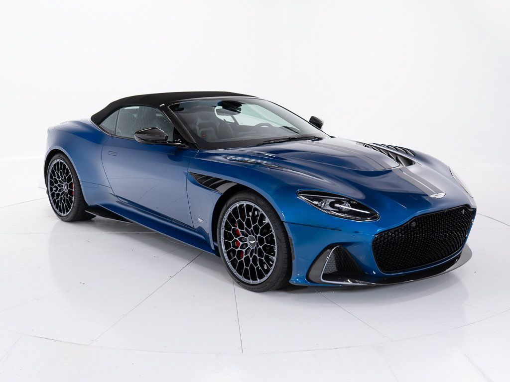 Used 2023 Aston Martin DBS Superleggera Volante RWD image 16