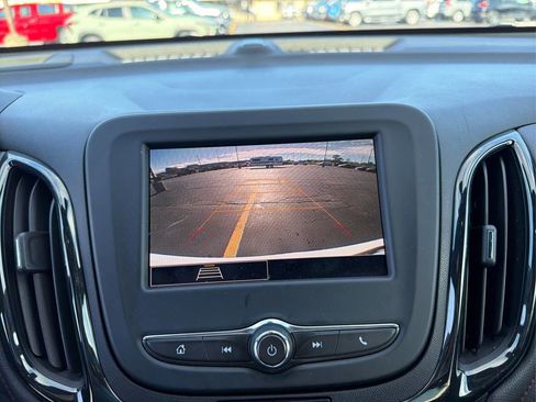 Used 2023 Chevrolet Equinox RS AWD/4WD image 37