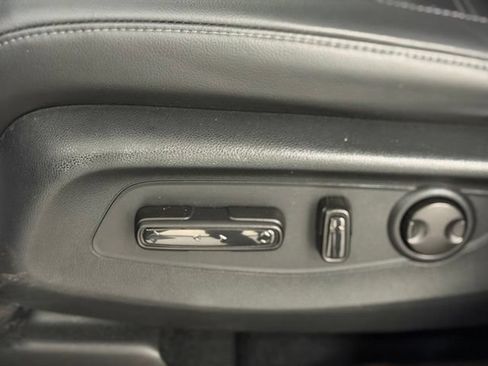 Used 2023 Honda CR-V EX-L image 14