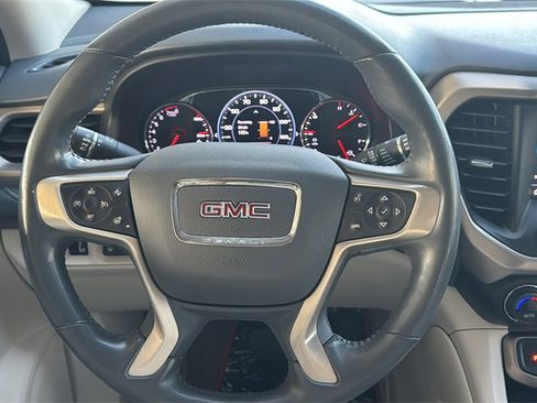 Used 2021 GMC Acadia Denali w/ Denali Technology Package image 11