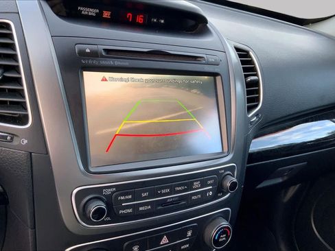 Used 2015 Kia Sorento EX w/ EX V6 Touring Package FWD image 28