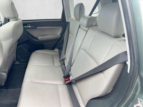 Used 2016 Subaru Forester 2.5i Touring w/ Eyesight & Navigation System image 21