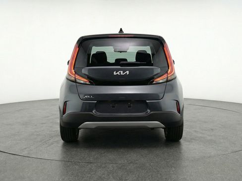 Used 2025 Kia Soul LX w/ LX Technology Package FWD image 7