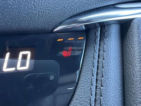 Certified 2023 Cadillac XT5 Luxury image 44