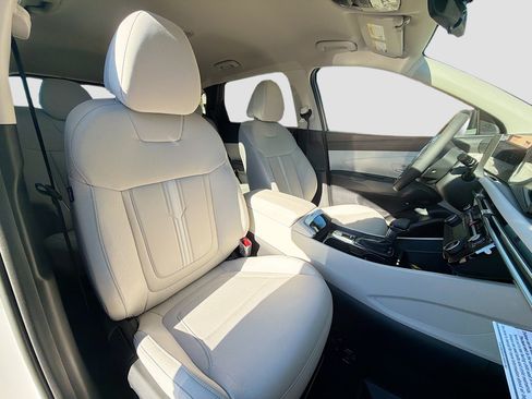 New 2026 Hyundai Tucson SEL image 16