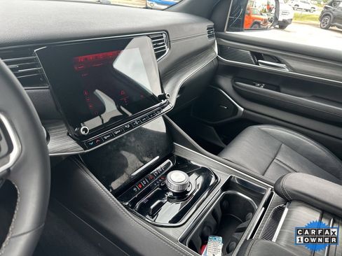 Used 2024 Jeep Wagoneer L Series II w/ Flexible Seating Group image 76