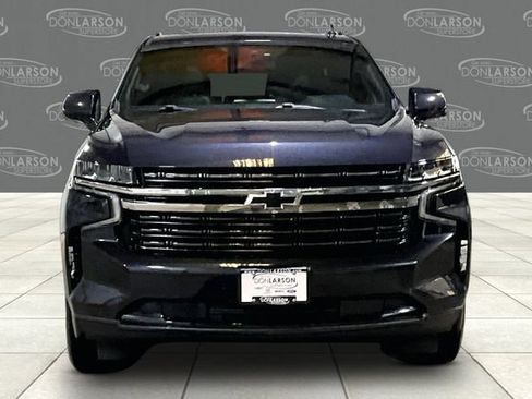 Used 2022 Chevrolet Tahoe RST w/ Luxury Package AWD/4WD image 2