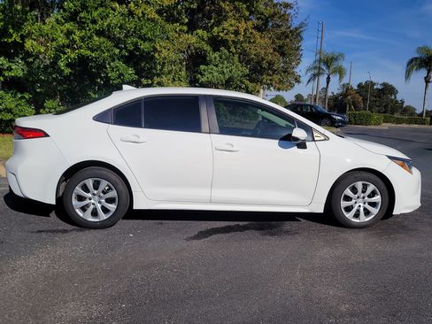 Certified 2024 Toyota Corolla LE image 8