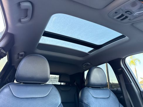 Used 2022 Chevrolet Bolt EUV Premier w/ Sun & Sound Package image 17