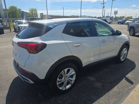 Used 2023 Buick Encore GX Preferred w/ Cold Weather Comfort Package FWD image 5