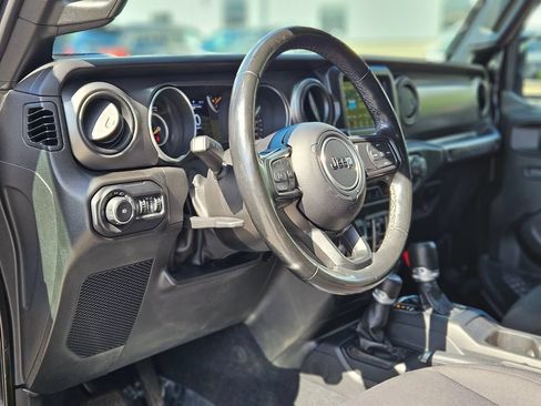 Used 2022 Jeep Wrangler Unlimited Sport AWD/4WD image 18