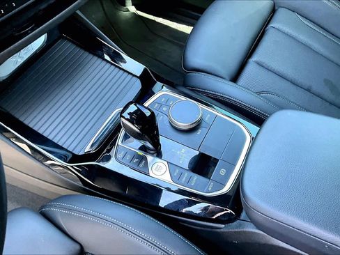 Used 2024 BMW X3 sDrive30i w/ Convenience Package image 17