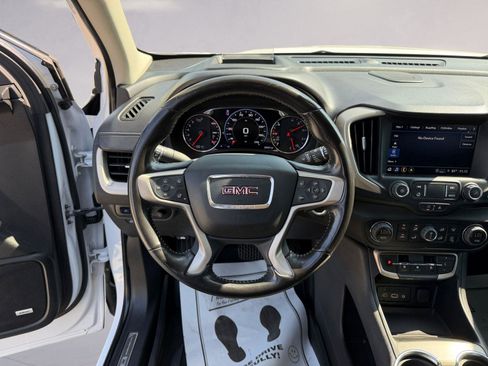 Used 2022 GMC Terrain Denali w/ LPO, Floor Liner Package image 12