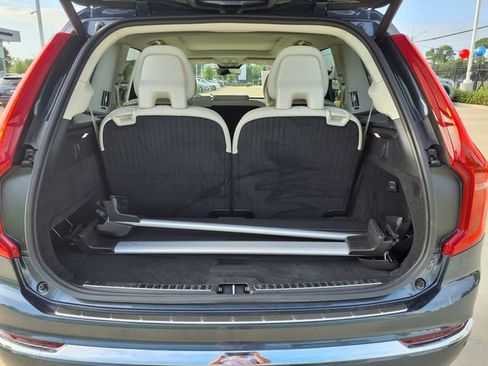 Used 2024 Volvo XC90 B5 Core w/ Protection Package Premier AWD/4WD image 11