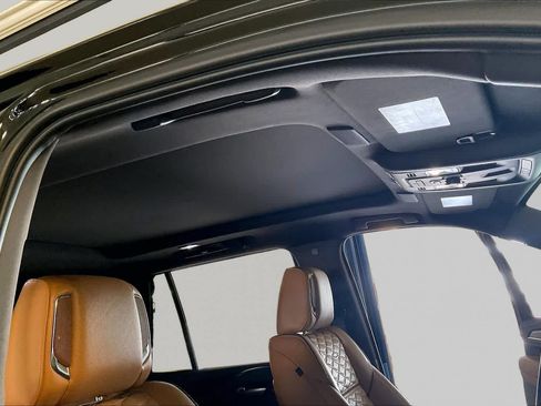 Used 2023 Cadillac Escalade Sport AWD/4WD image 13