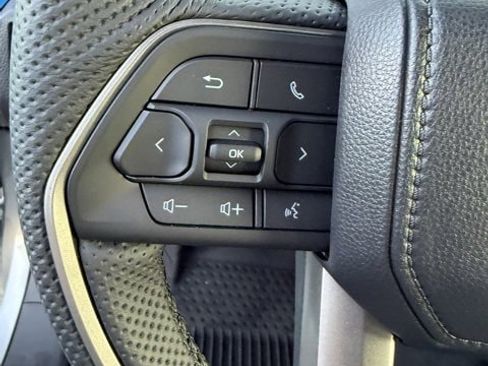 New 2025 Toyota Tacoma TRD Off-Road image 18