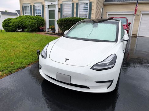 Used 2020 Tesla Model 3 Long Range AWD/4WD image 1