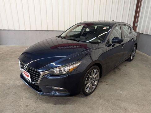 Used 2018 MAZDA MAZDA3 Touring FWD image 8