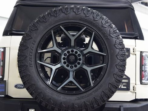 Used 2021 Ford Bronco Outer Banks image 20