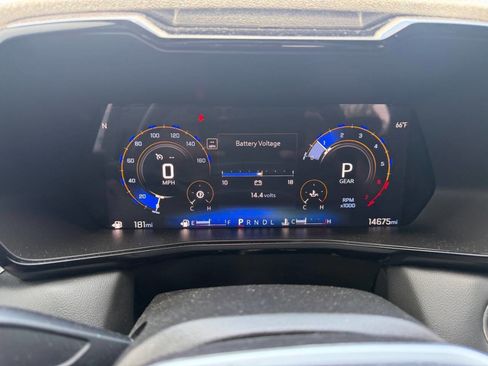 Used 2024 Chevrolet Colorado LT w/ LT Convenience Package image 15