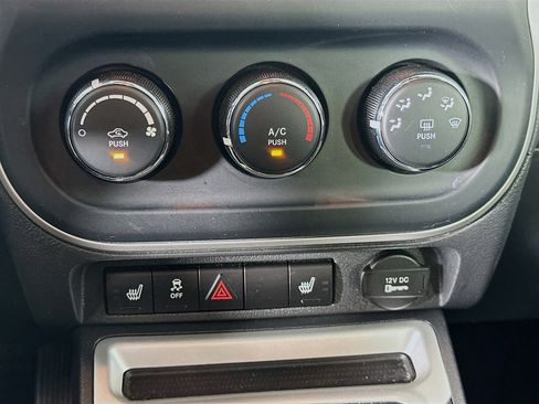 Used 2017 Jeep Compass High Altitude image 21