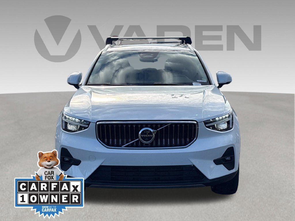 Used 2023 Volvo XC40 B5 Ultimate w/ Protection Package Premier AWD/4WD image 2