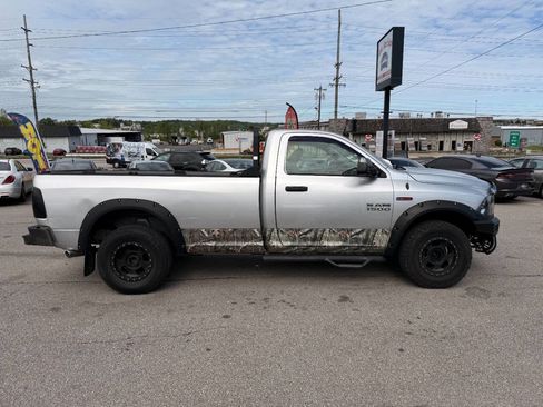 Used 2016 RAM 1500 Tradesman w/ Power & Remote Entry Group AWD/4WD image 5