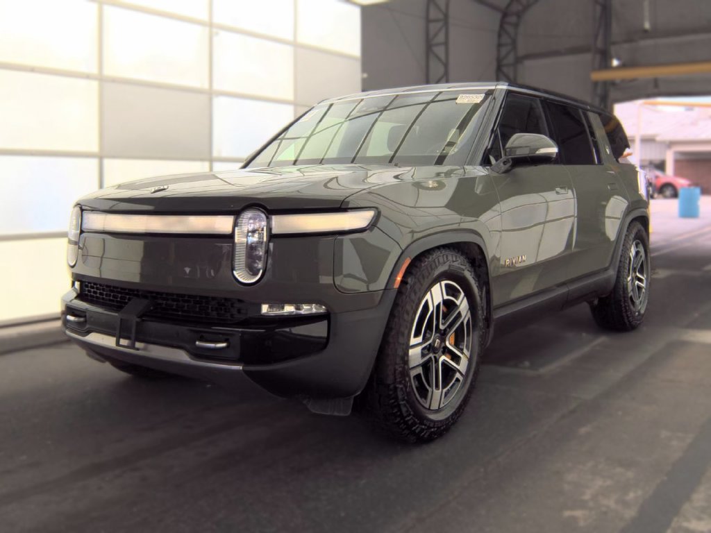 Used 2022 Rivian R1S Launch Edition Quad AWD/4WD image 1