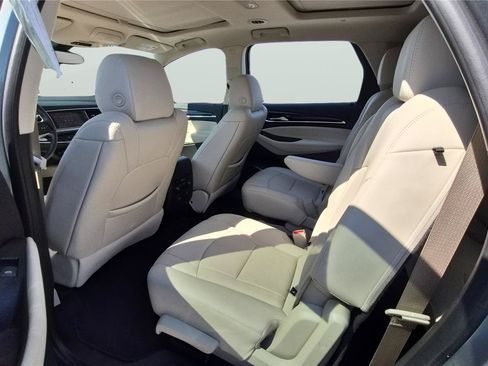 Used 2023 Buick Enclave Essence w/ Experience Buick Package FWD image 19